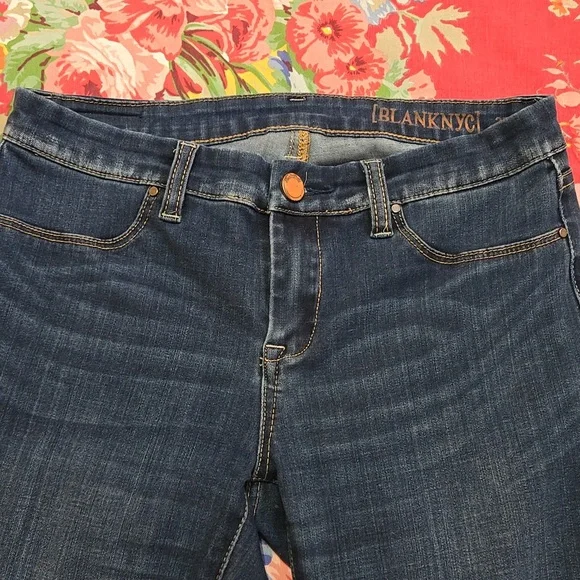 Blank NYC Low Rise Skinny Jeans Ankle Crop Length Size 26 - Picture 4 of 13